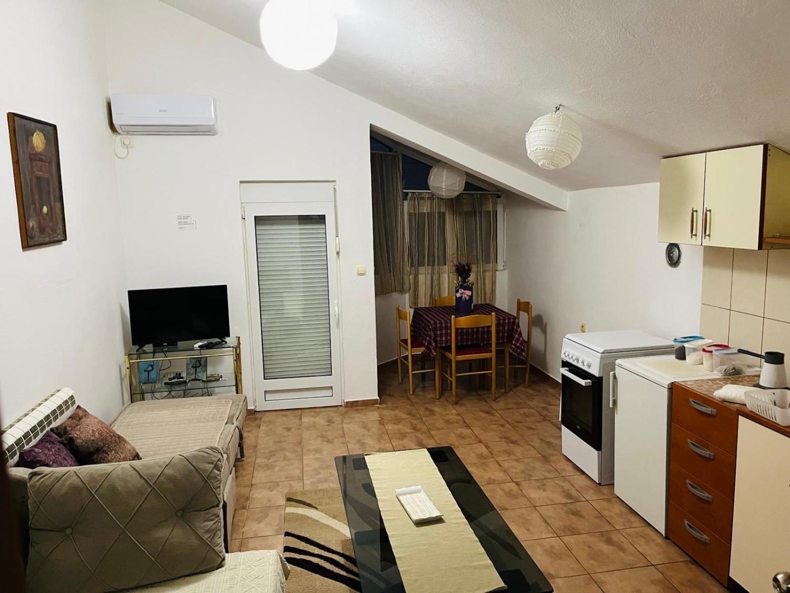 House Of Peace Hotel Podgorica Buitenkant foto